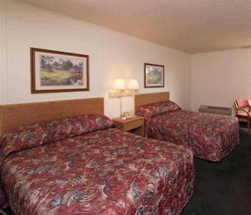 Masters Inn I-26 Cayce Экстерьер фото
